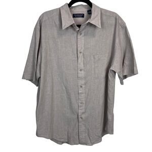 Roundtree & Yorke Beige Button Up Shirt